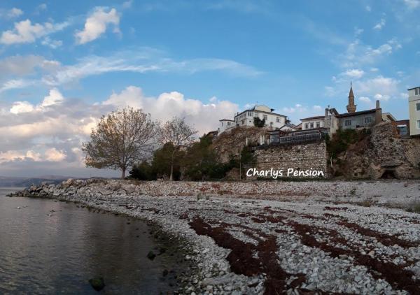Charlys Pension