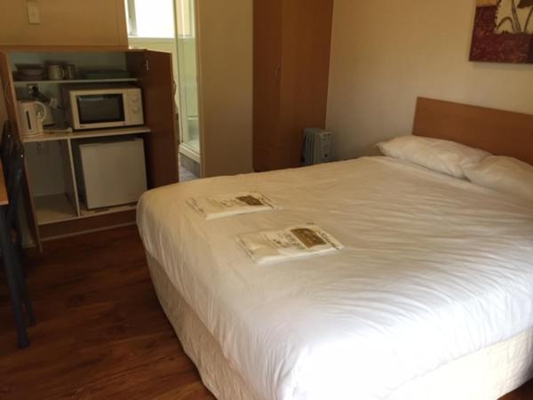 Abella Court Motel